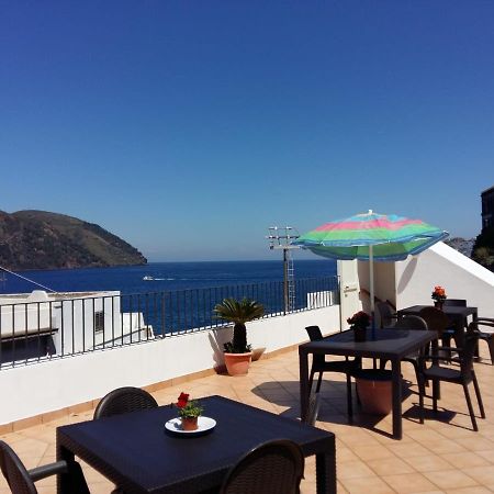Lipari Centro Storico Flat 7 Min From Port Apartman Kültér fotó